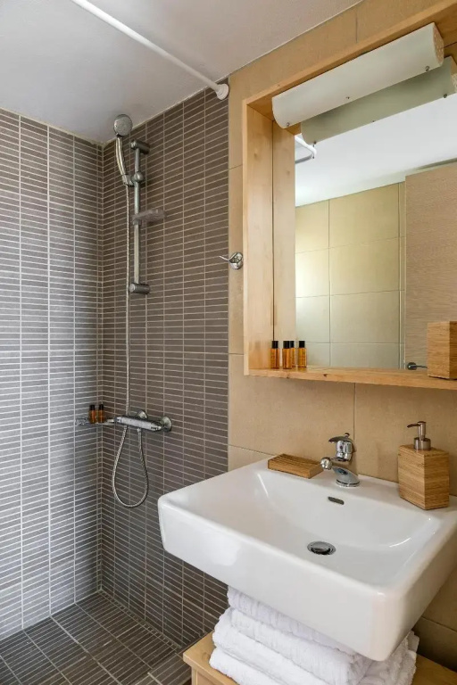 1 Bedroom Suite