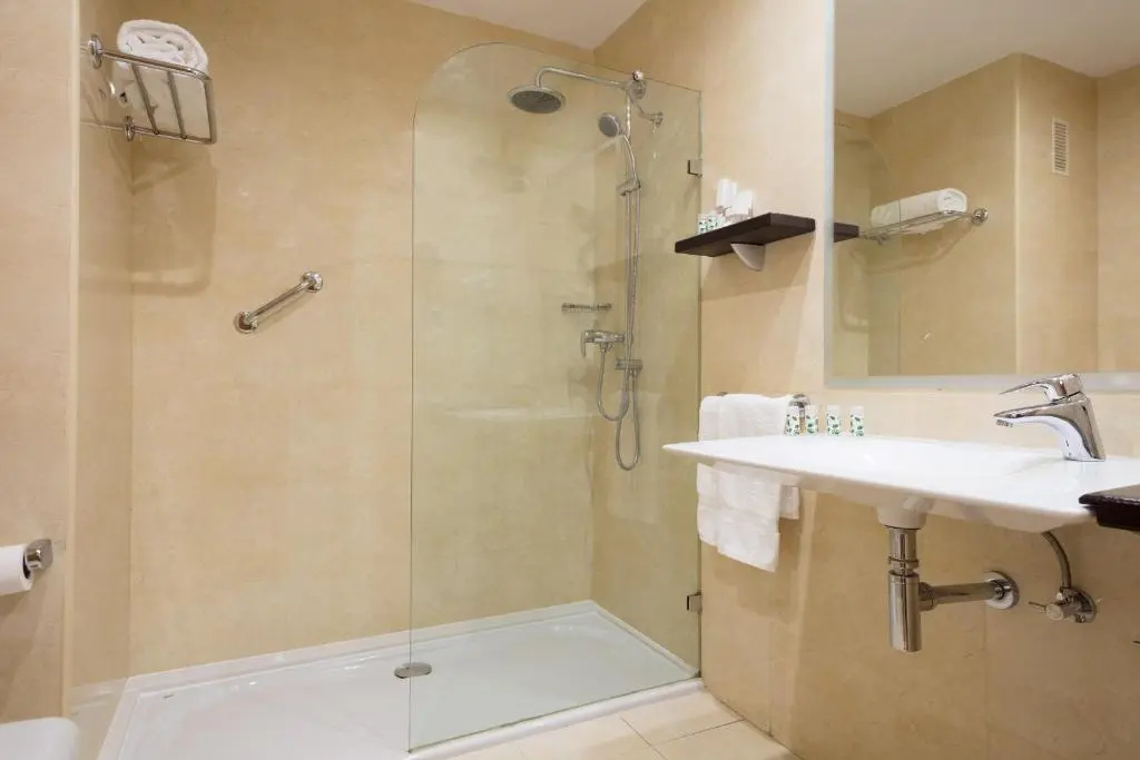 Hotel Sercotel Los Llanos - Chambres