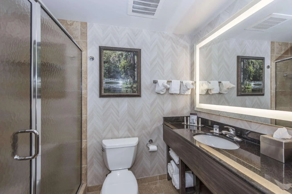 DoubleTree by Hilton North Charleston - Convention Center - Chambres
