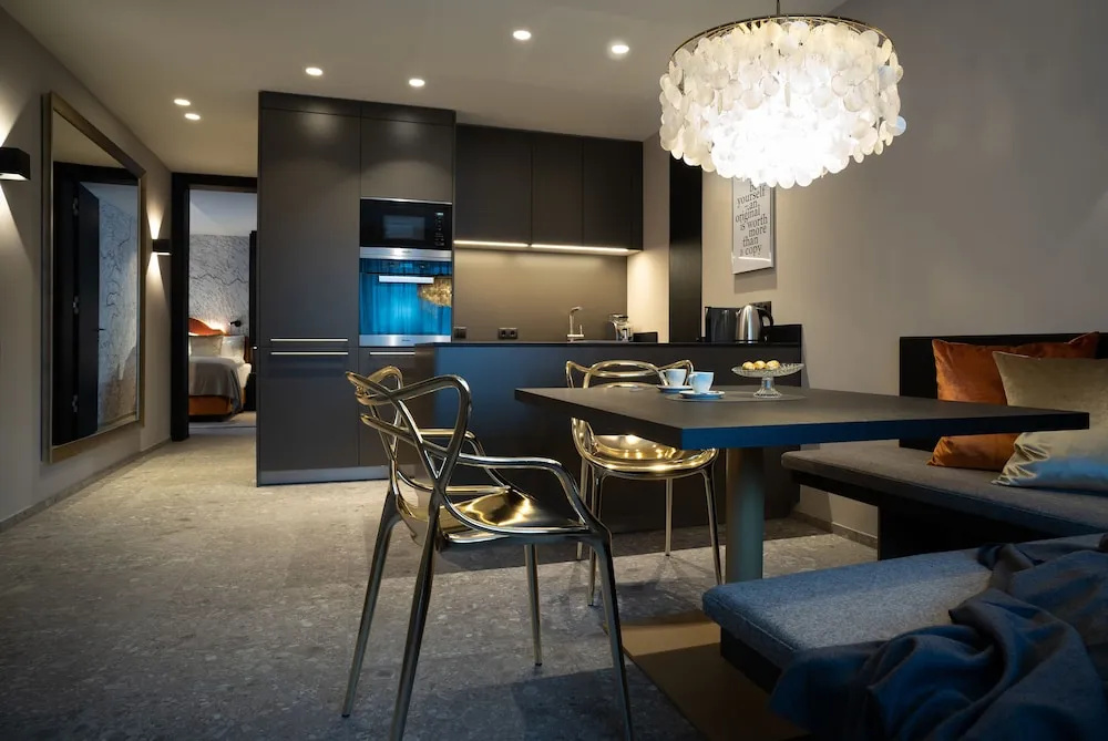 SISSI SUITES luxury apartments Galeriebild 1