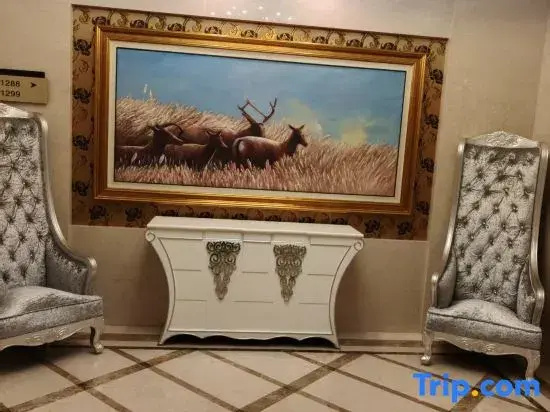 Deluxe Suite