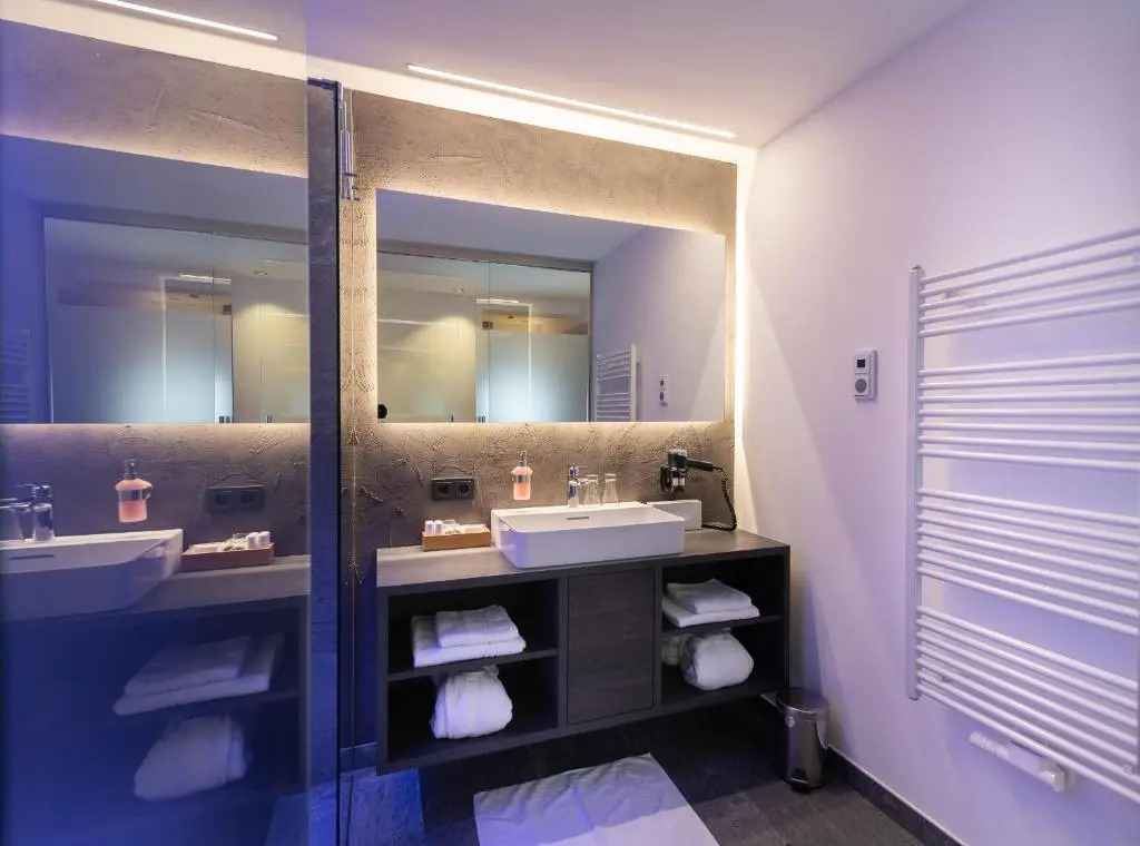 豪華四人房，配有雙人床