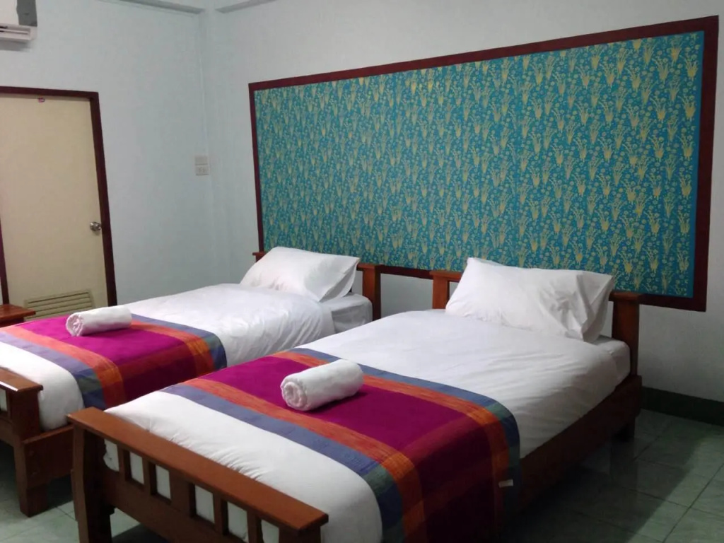 Standard Double room (twin beds)