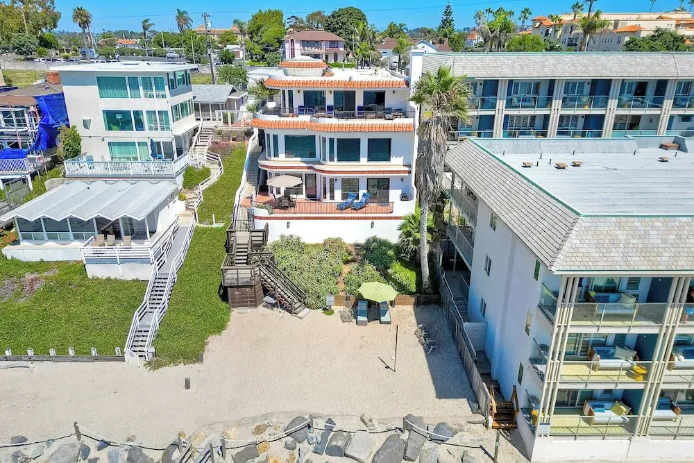 2751 Ocean Street