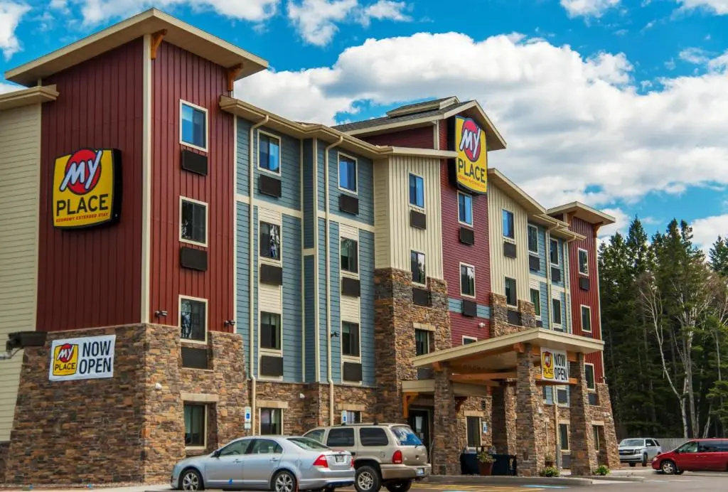 My Place Hotel - Marquette, MI