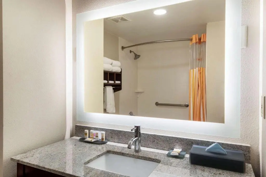 La Quinta Inn & Suites by Wyndham LaGrange / I-85 - Chambres