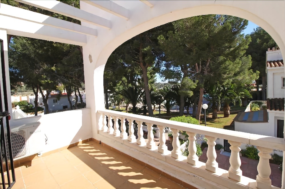 Balcony & Terrace