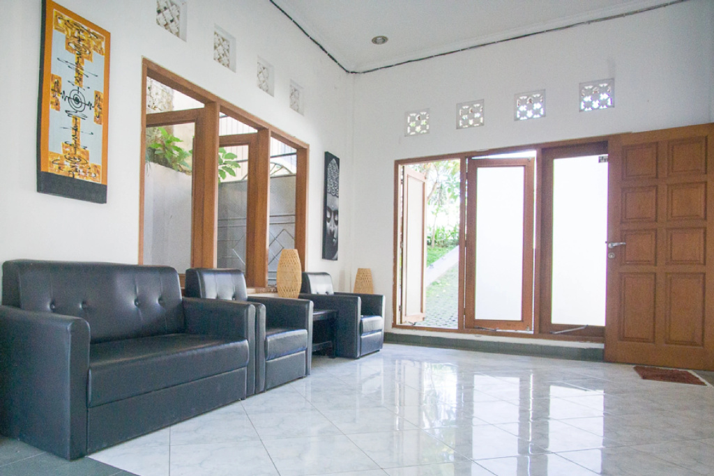 RedDoorz @ Jalan Gatot Subroto Denpasar — фото