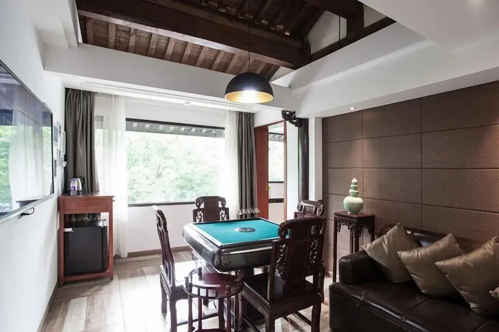 Yurong West Lake Cottage Resort Hotel - Général