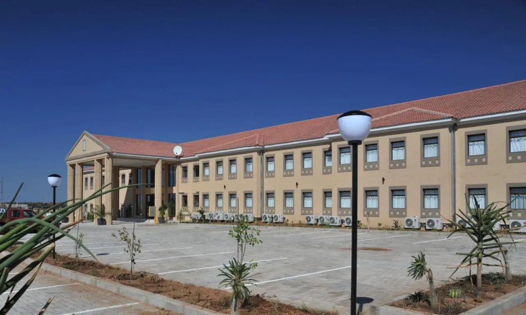 Cresta Mahalapye