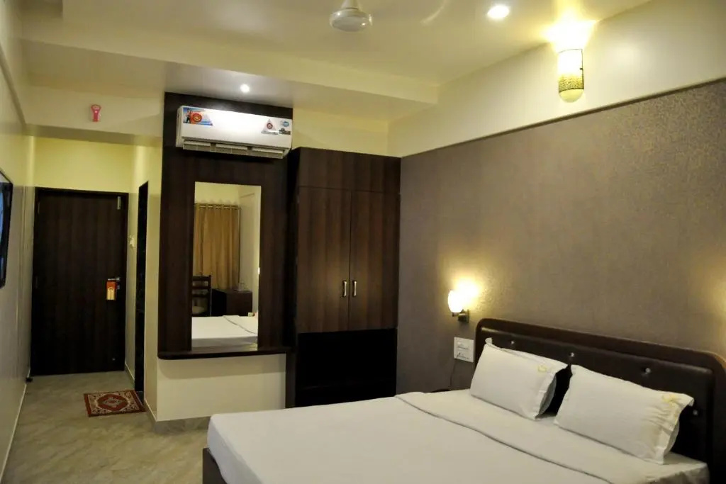 Hotel Gulmohar Pride - Général