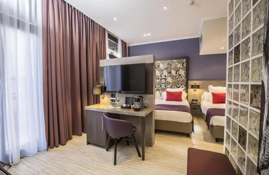 Deluxe Double room (twin beds)