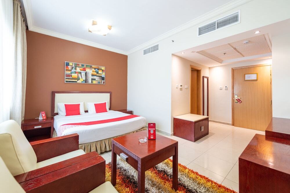 Crystal Plaza Hotel