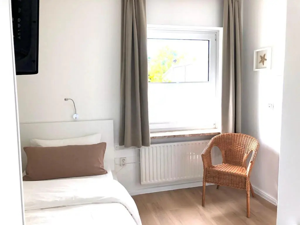 Standard Single room with garden view