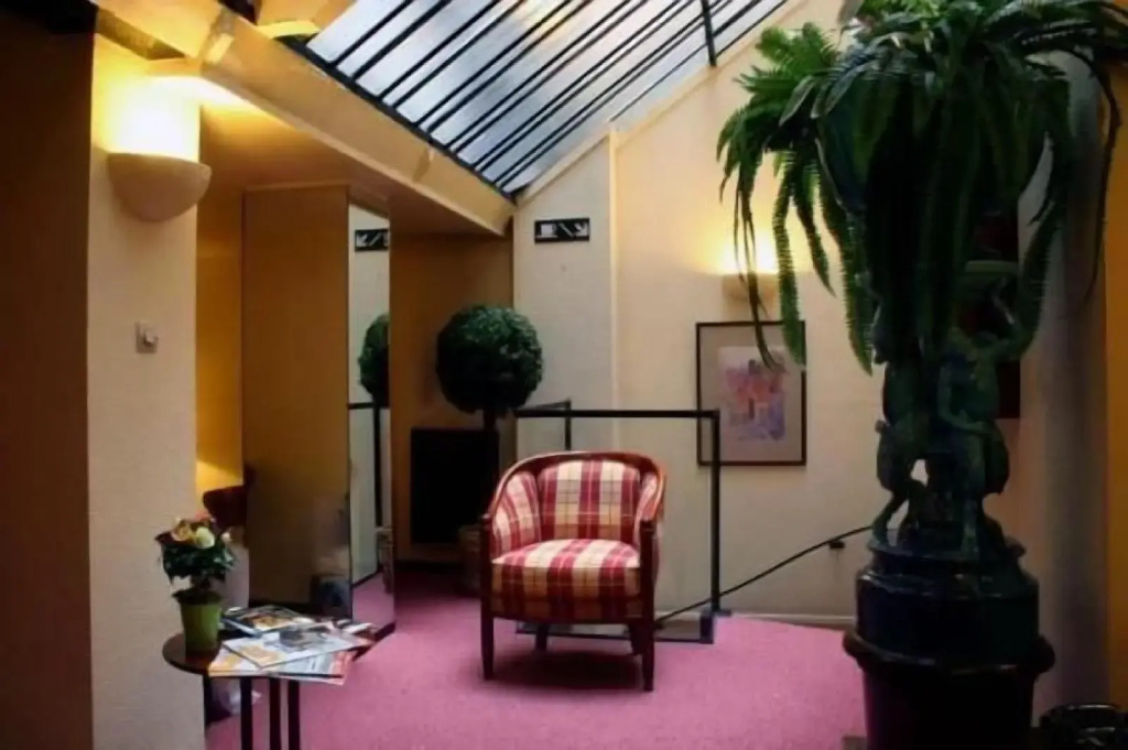 Hotel photo 11