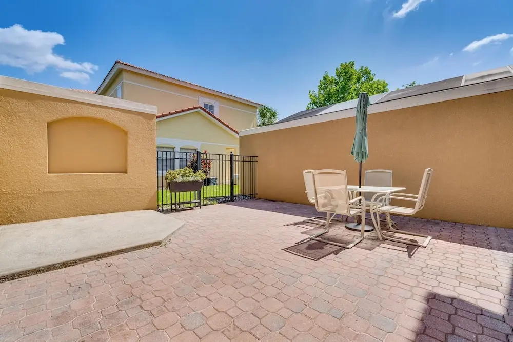 7 Mi to Wdw, Resort Perks: Retreat in Kissimmee!