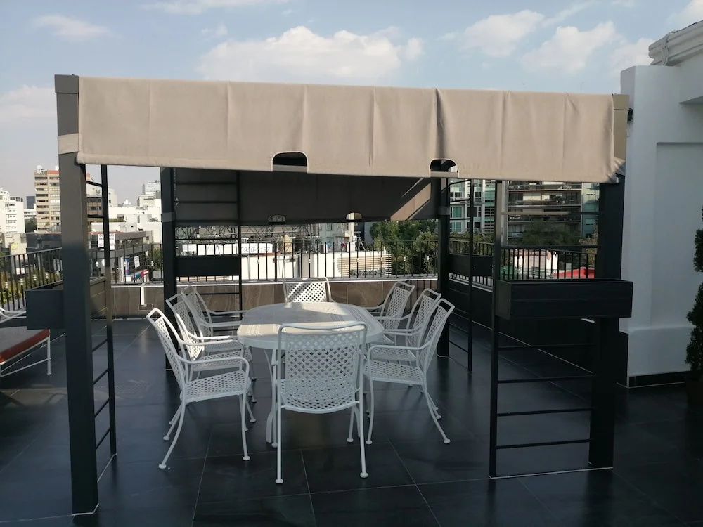 Standard Suite