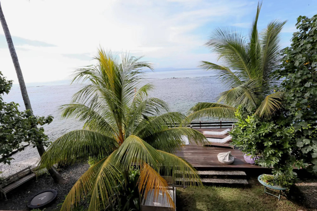 Beach & Waterfront