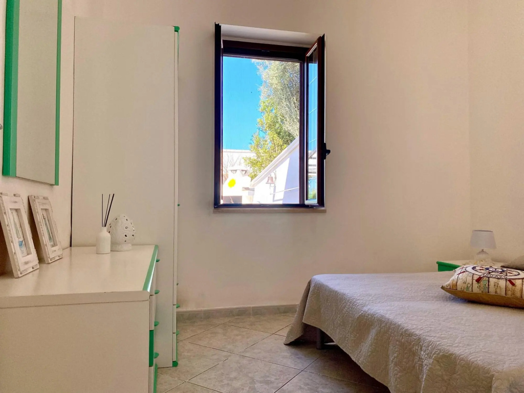 4 people, near the sea, detached villa, private parking, suitable for families-La Villetta di Noemi