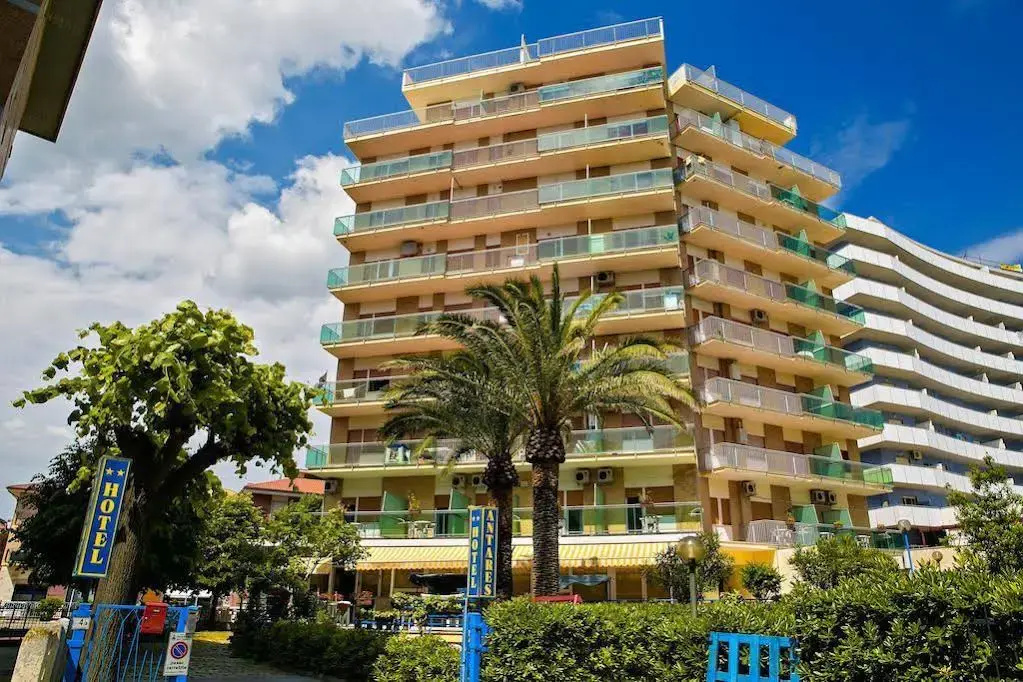 Hotel Antares