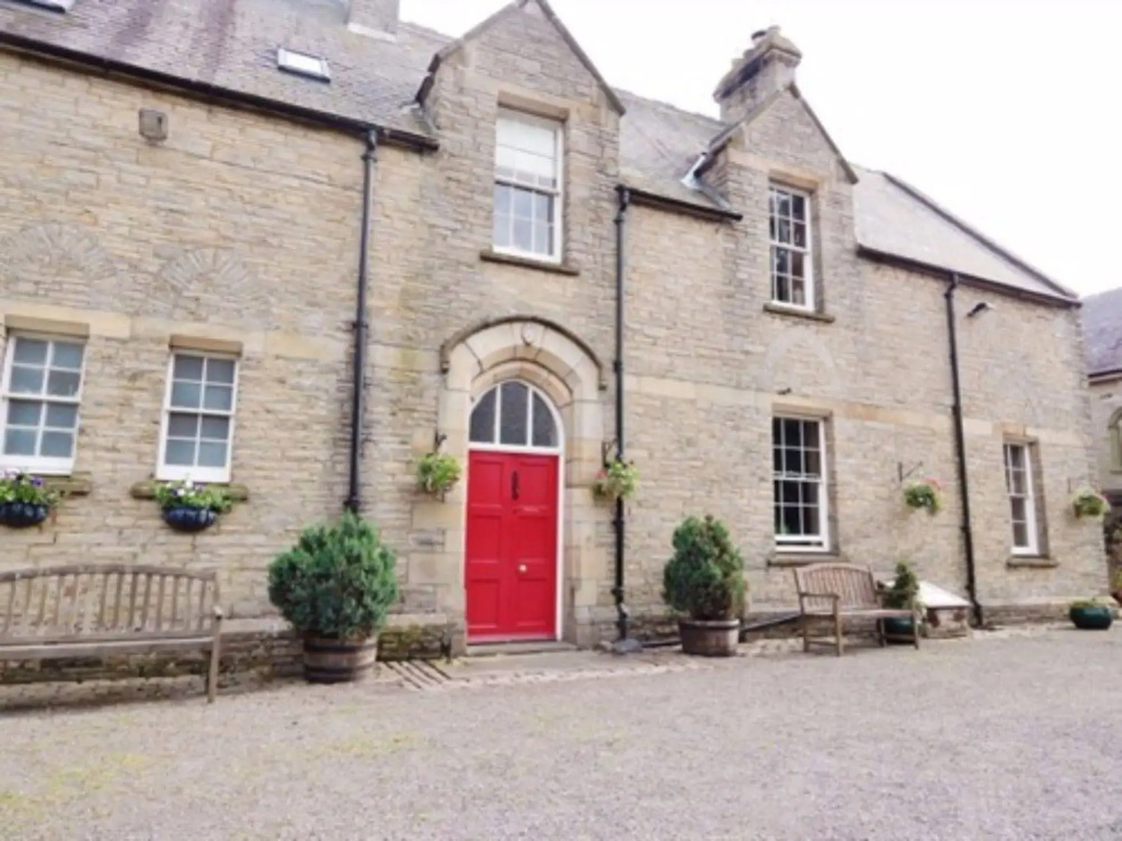Westgate Manor
