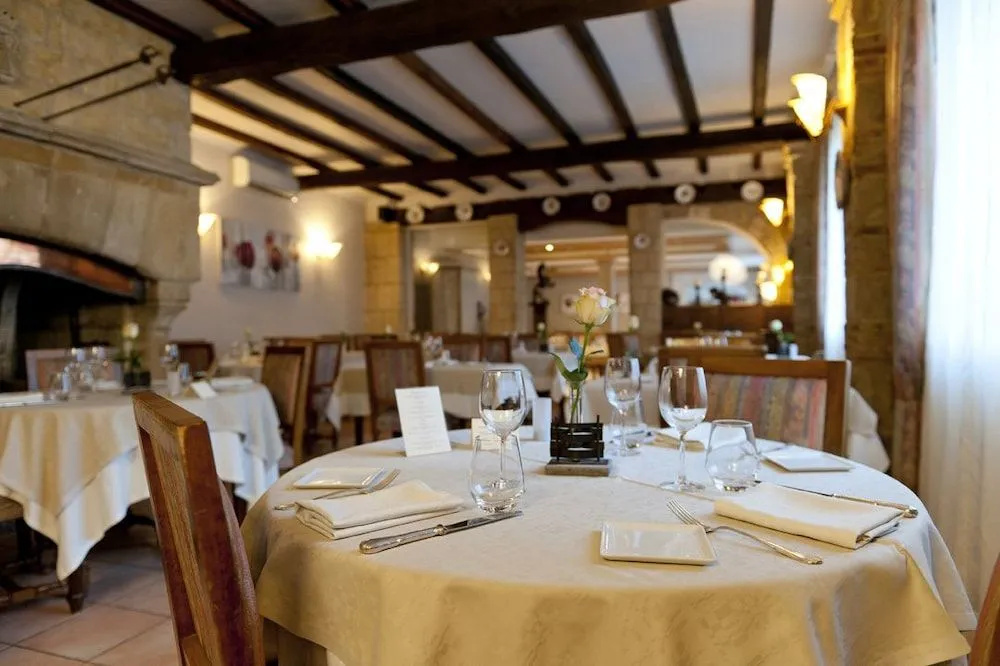 Hôtel restaurant Le Cheval Rouge - Général