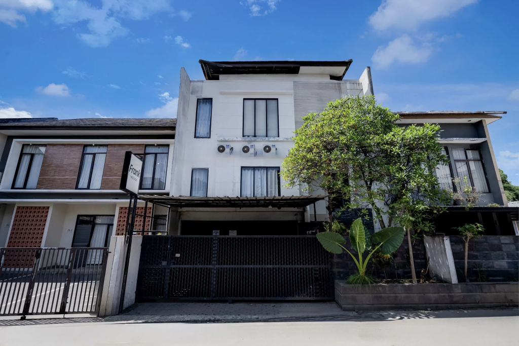 Hotel O near Politeknik Negeri Bandung formerly Frank House