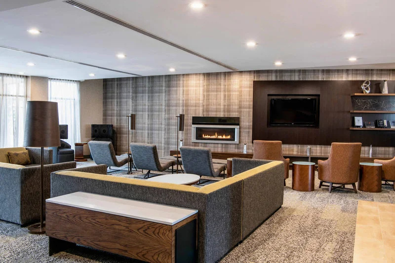 Lobby & Reception