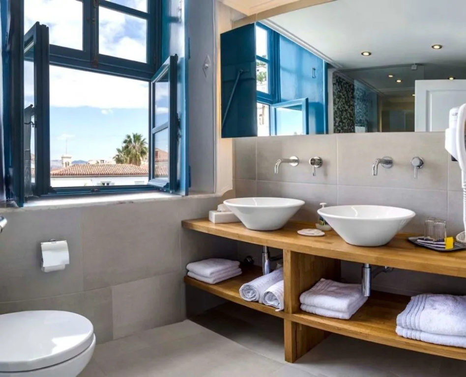 Orloff Hotel Hydra by null