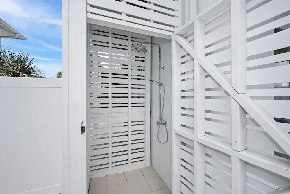Easy & Lazy Retreat