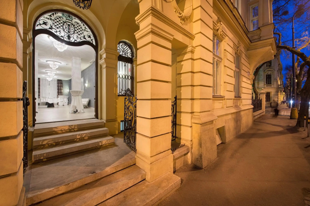 Loft Hotel Bratislava - фото 47