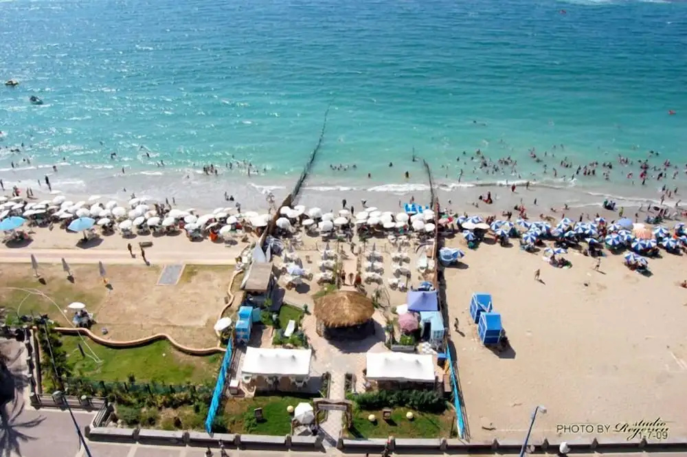 Standard Double room with partial sea view (full double bed)