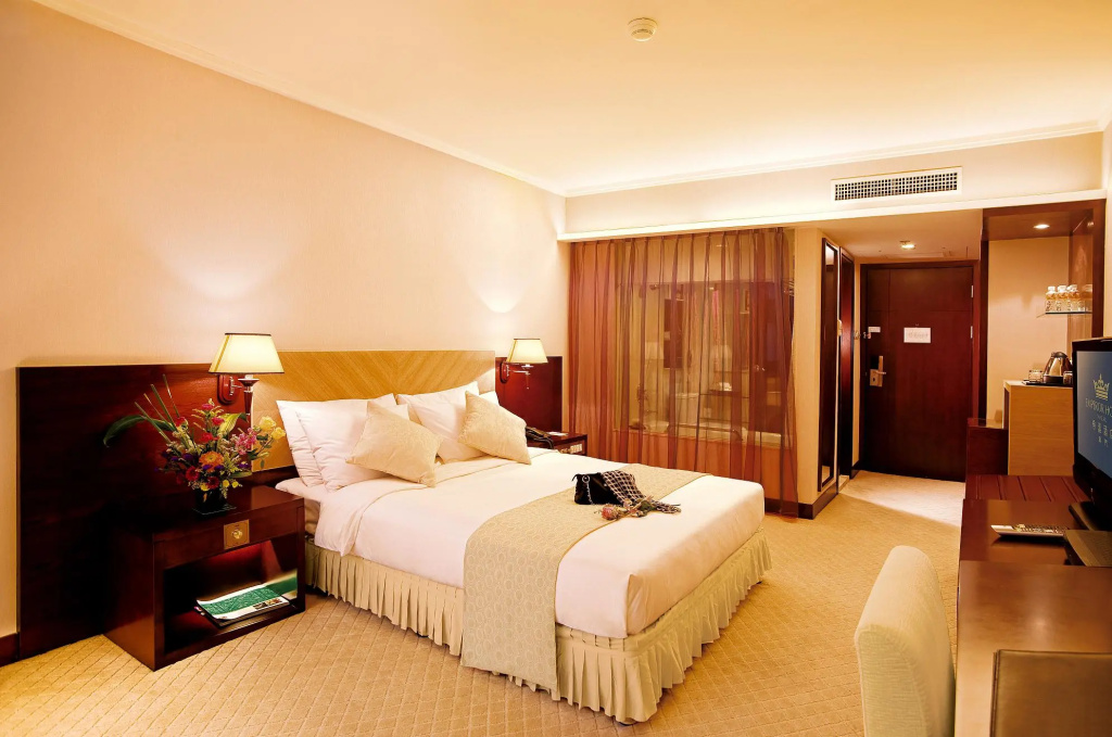 Deluxe Double room (full double bed)