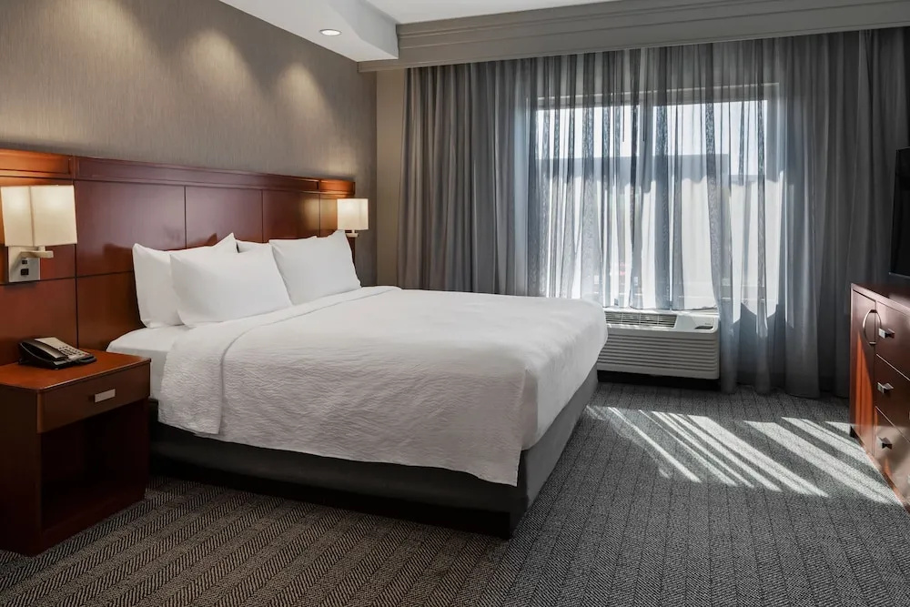 Courtyard by Marriott Long Beach Airport - Chambres