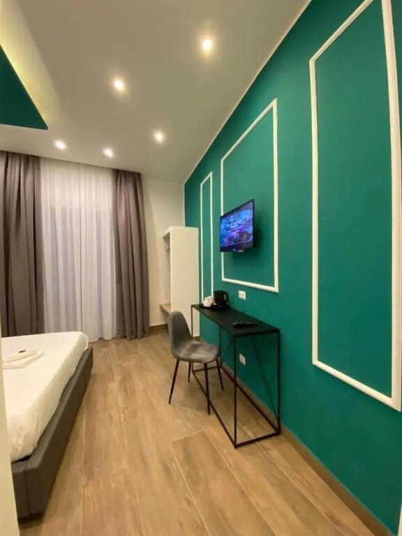 Superior Double room with balcony (full double bed)