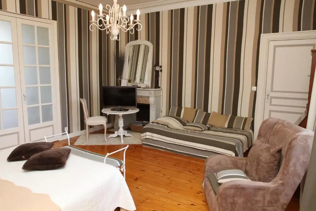 Chambres d'Hôtes Château du Bois de La Noe - Chambres