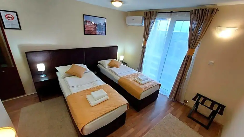 Villa Panorama Hotel - Chambres