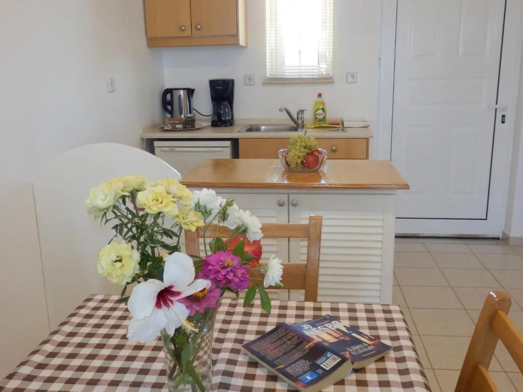Maro Suites - Chambres