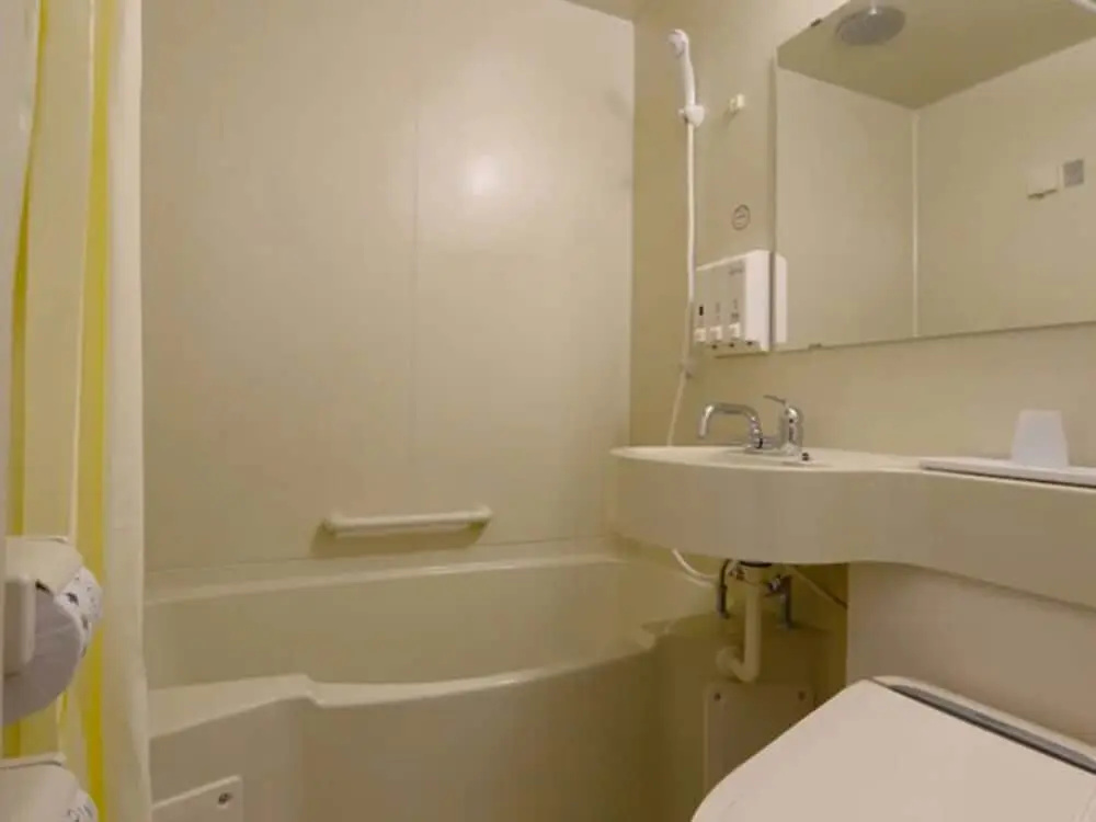 Toyoko Inn Osaka Namba Nippombashi - Chambres