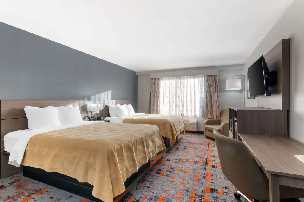 Standard Quadruple room