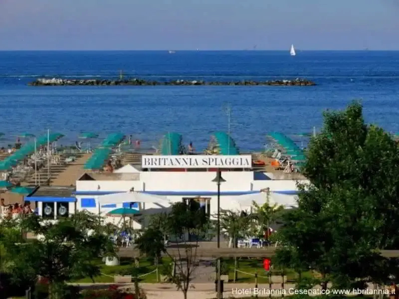 Beach & Waterfront