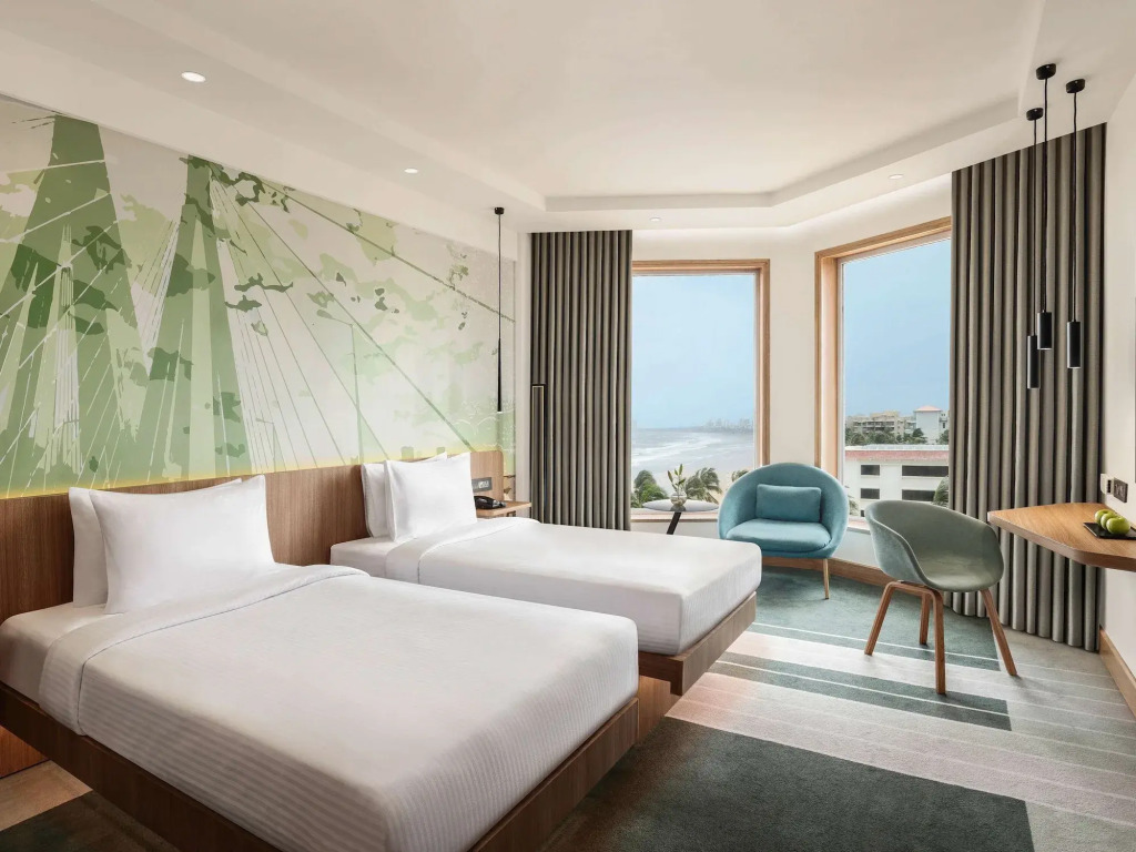 Novotel Mumbai Juhu Beach Hotel — фото 5