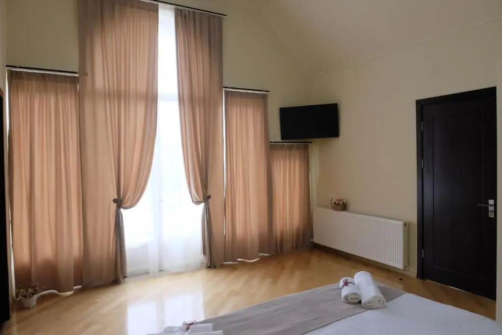 Double room with balcony (twin beds)