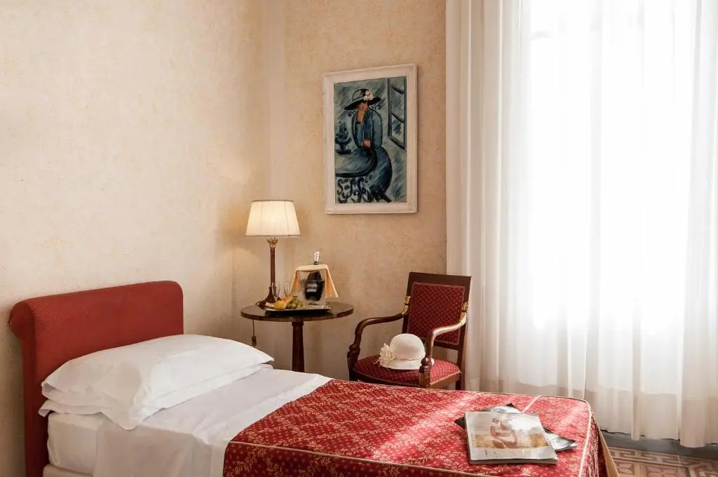 Grand Hotel Royal - Chambres