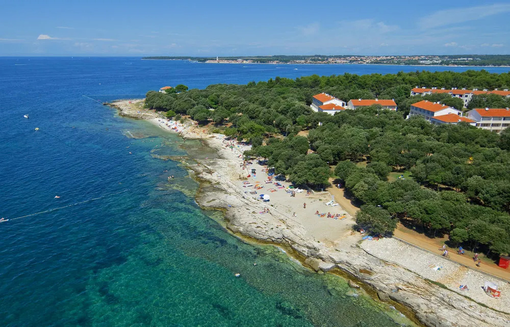 Beach & Waterfront