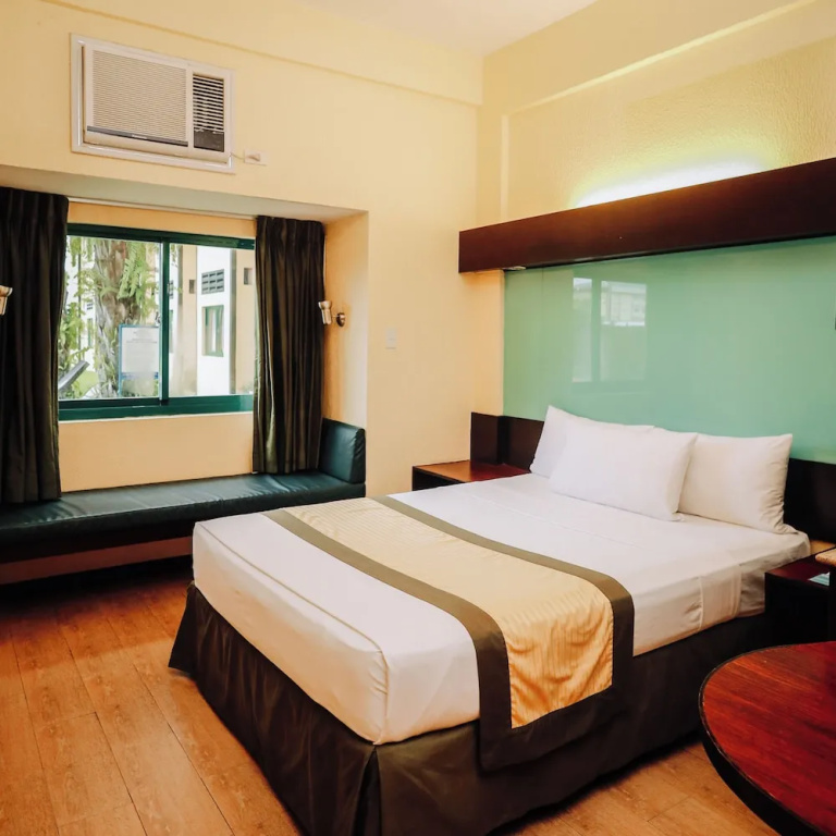 Microtel Inn and Suites by Wyndham Cabanatuan