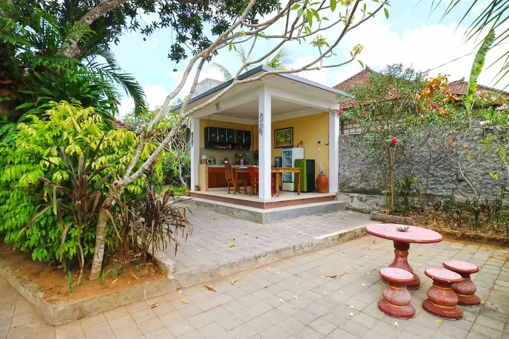 D'Abians Surf House