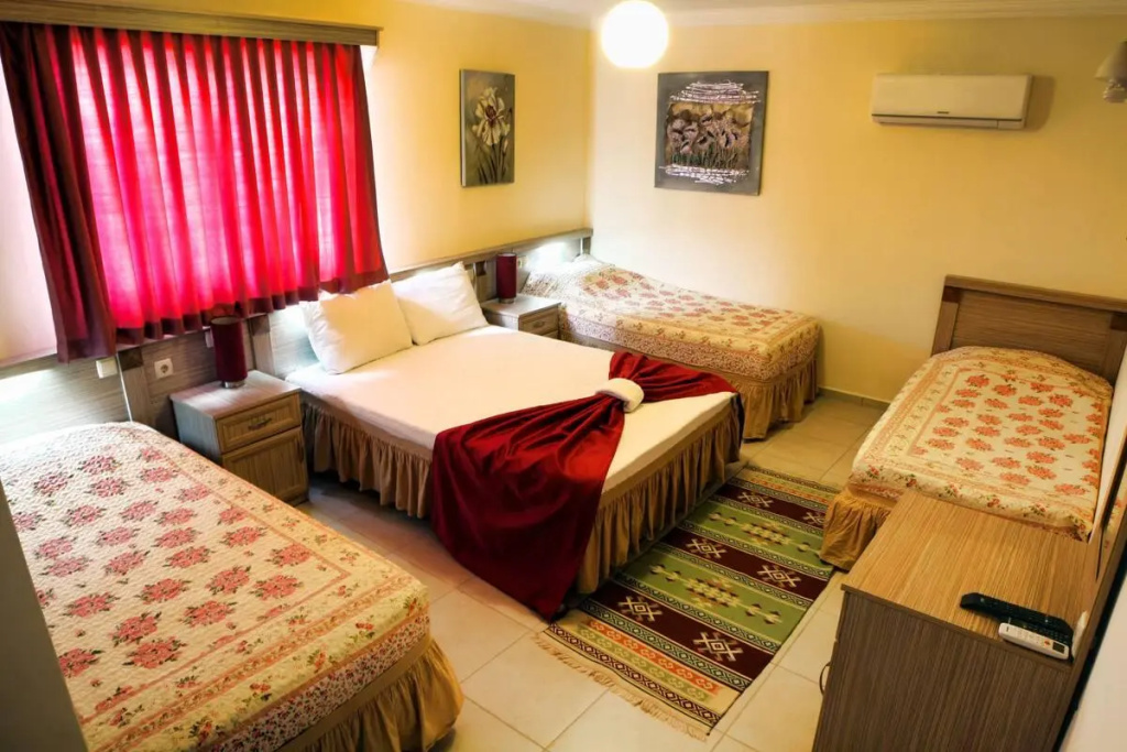 Standard Quadruple room