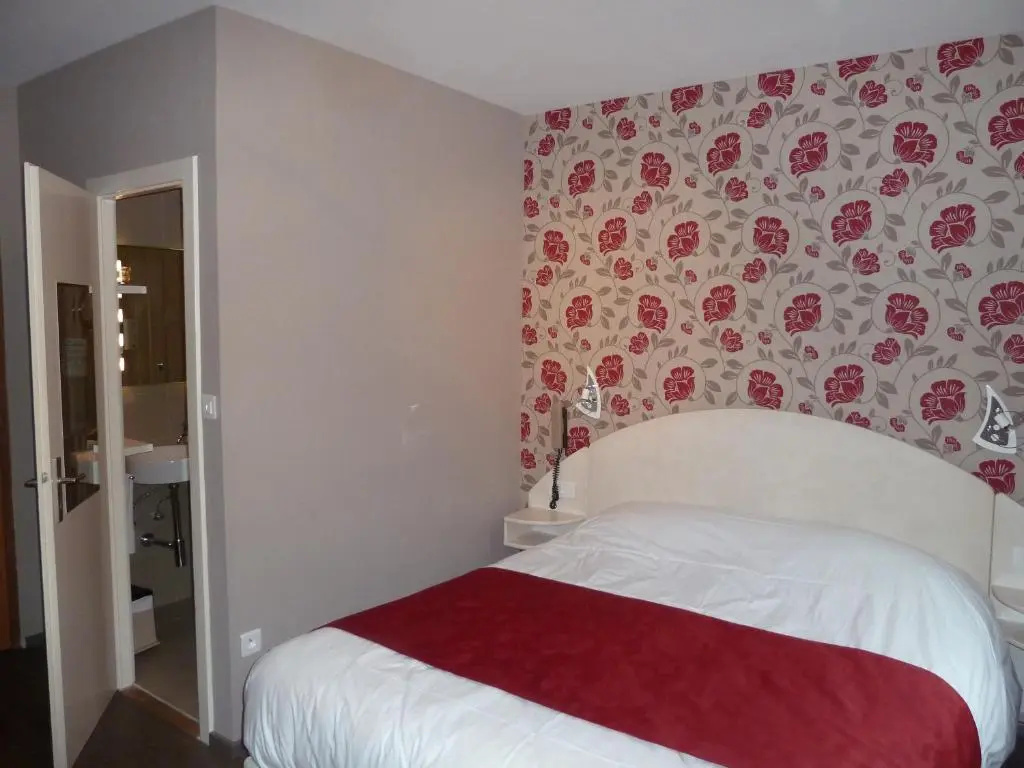 Standard Double room (full double bed)