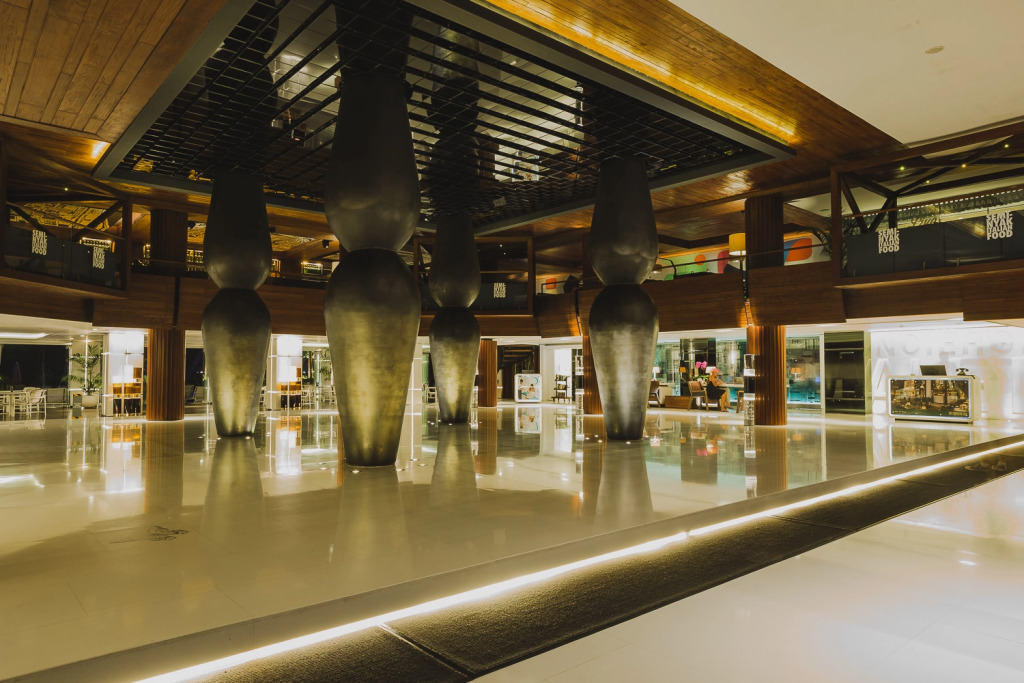 Double-Six Luxury Hotel Seminyak